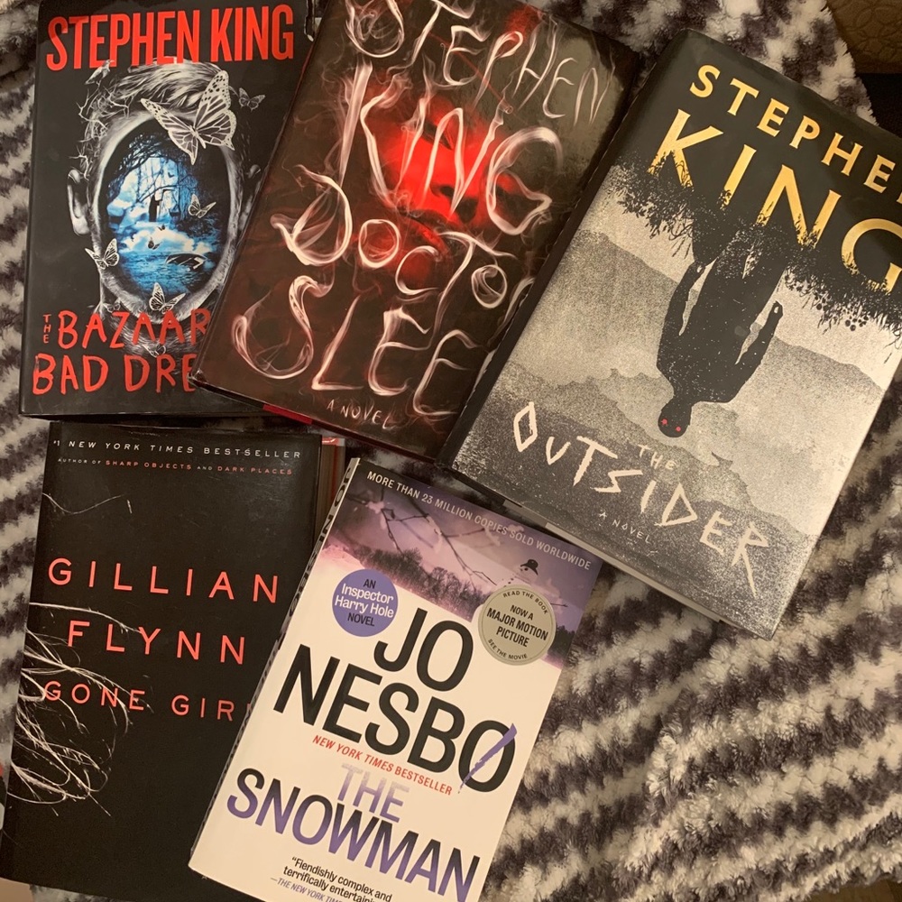 Murder/Mystery Books 📚🥰
